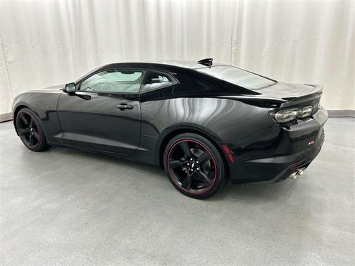 2022 Chevrolet Camaro RWD Coupe LT1