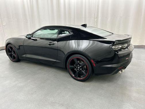 2022 Chevrolet Camaro RWD Coupe LT1