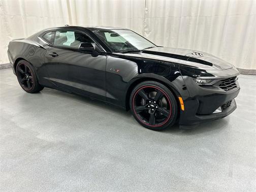 2022 Chevrolet Camaro RWD Coupe LT1