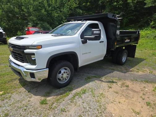 2025 Chevrolet Silverado 3500 WT