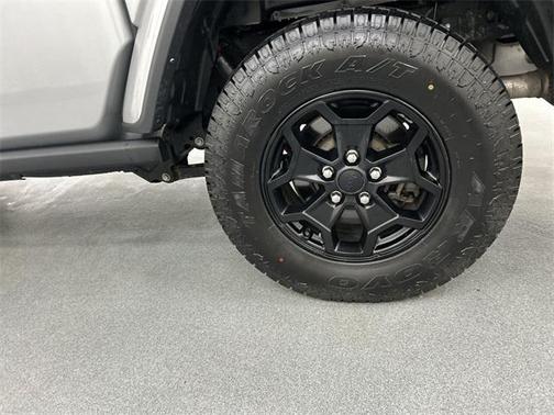 2021 Jeep Gladiator Willys 4x4