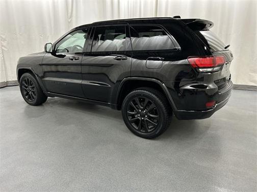 2021 Jeep Grand Cherokee Laredo
