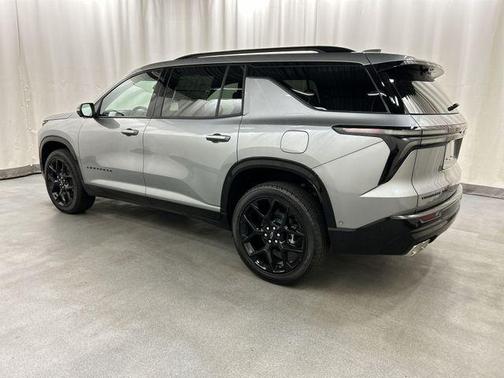 Gray 2026 Chevrolet Traverse RS