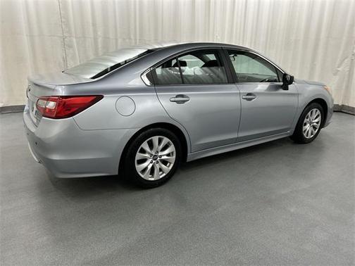 2017 Subaru Legacy Base