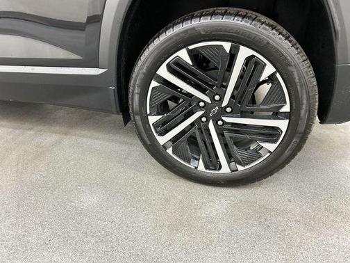 Mosaic Black Metallic 2026 Chevrolet Equinox AWD RS