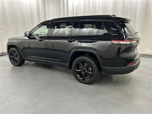 2022 Jeep Grand Cherokee L Altitude