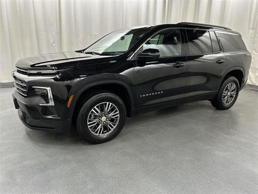 2024 Chevrolet Traverse LT