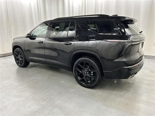 2025 Chevrolet Traverse RS