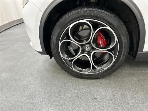 2022 Alfa Romeo Stelvio Ti