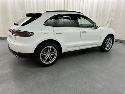 2021 Porsche Macan Base