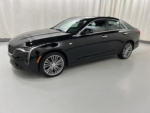 2025 Cadillac CT4 Premium Luxury