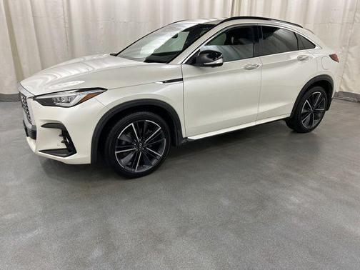 Majestic White 2023 INFINITI QX55 ESSENTIAL