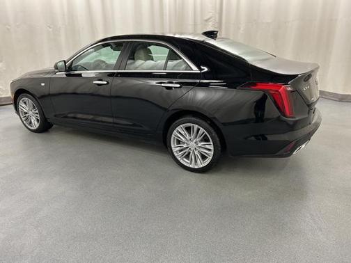 2025 Cadillac CT4 Premium Luxury