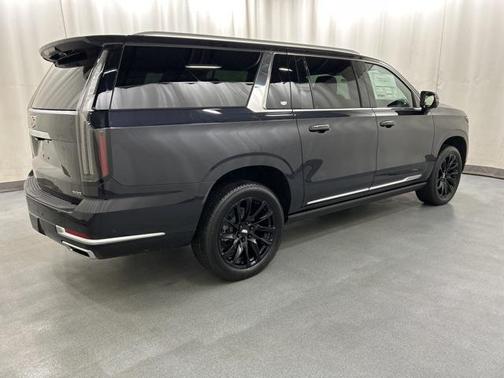 2026 Cadillac Escalade ESV Luxury