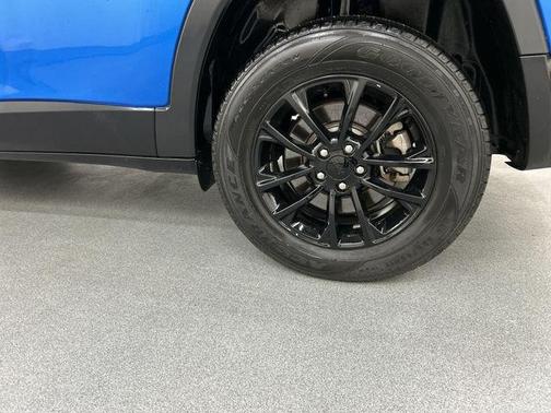 2023 Jeep Cherokee Altitude