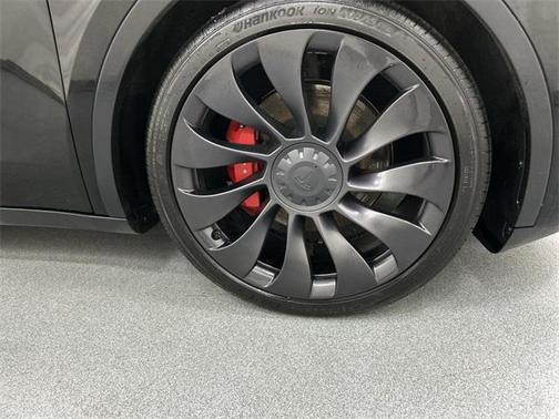 2023 Tesla Model Y Performance Dual Motor All-Wheel Drive