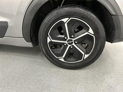 2023 Kia Niro EX