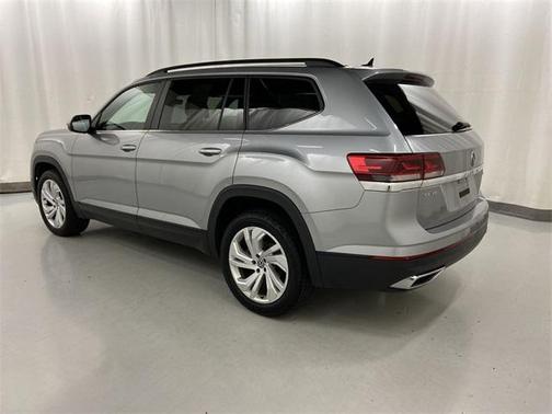 2021 Volkswagen Atlas 3.6L SE w/Technology