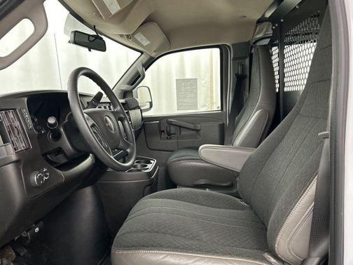 2024 GMC Savana 2500 Work Van