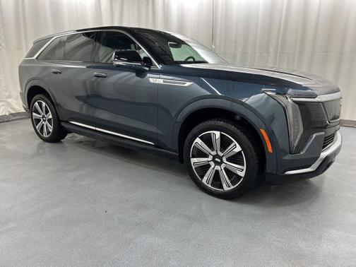 2025 Cadillac Escalade IQ Luxury 2