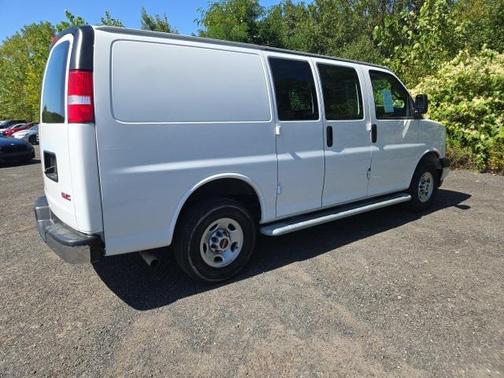 2023 GMC Savana 2500 Work Van