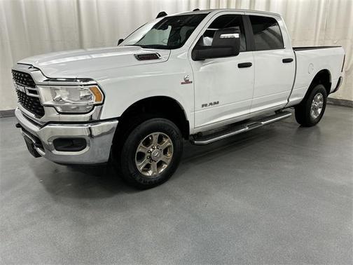 2023 RAM 2500 Big Horn Crew Cab 4x4 6'4' Box