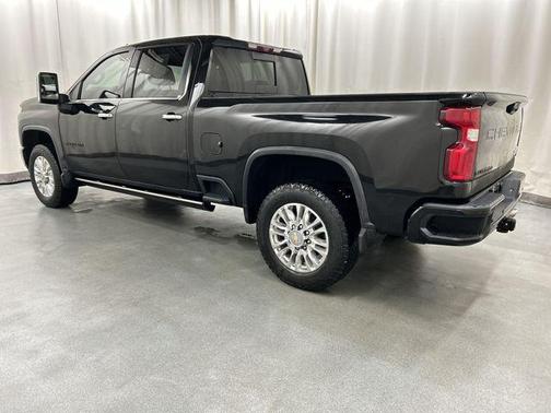 2022 Chevrolet Silverado 2500 High Country