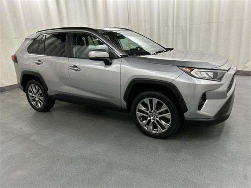 2020 Toyota RAV4 XLE Premium