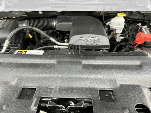 2024 RAM 1500 Classic Warlock Crew Cab 4x2 5'7' Box