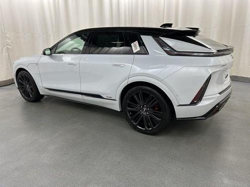 2026 Cadillac LYRIQ V