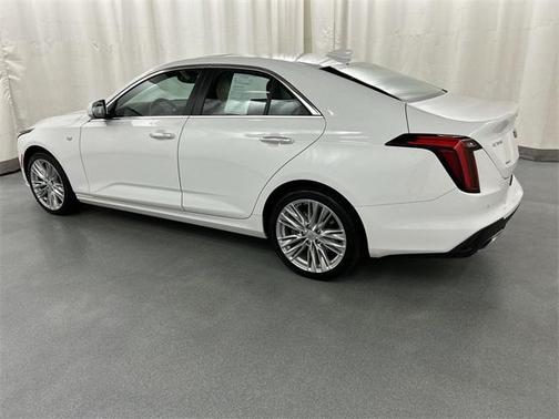2023 Cadillac CT4 Premium Luxury