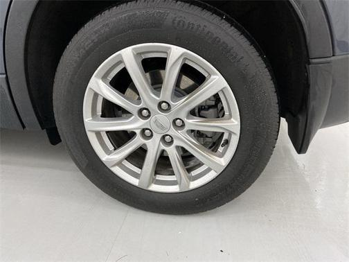 Shadow Metallic 2021 Cadillac XT4 Luxury