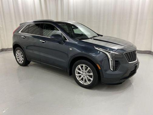 Shadow Metallic 2021 Cadillac XT4 Luxury