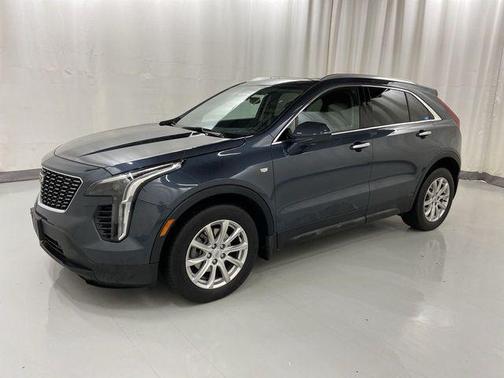 Shadow Metallic 2021 Cadillac XT4 Luxury