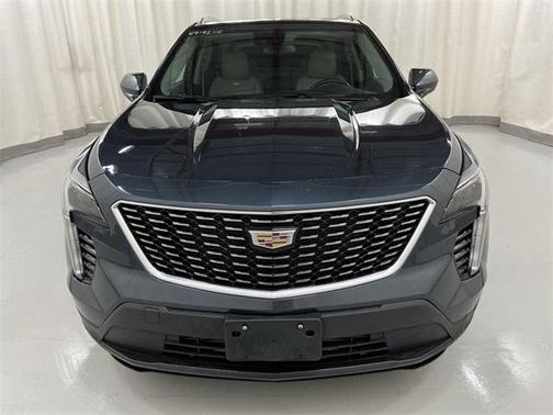 Shadow Metallic 2021 Cadillac XT4 Luxury
