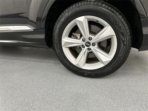 2021 Audi Q7 45 Premium