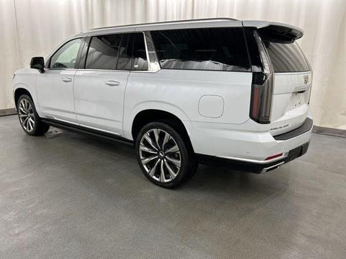 Vibrant White Tricoat 2026 Cadillac Escalade ESV Platinum