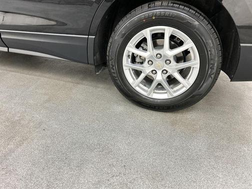 Mosaic Black Metallic 2024 Chevrolet Equinox 1LT