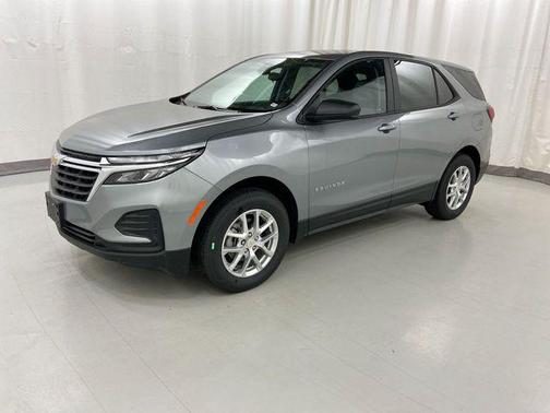 Sterling Gray Metallic 2023 Chevrolet Equinox LS