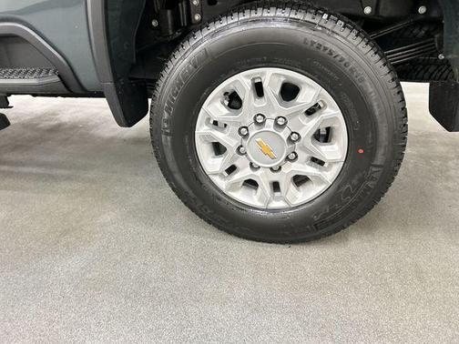 Cypress Gray 2026 Chevrolet Silverado 2500 LT