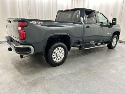 Cypress Gray 2026 Chevrolet Silverado 2500 LT