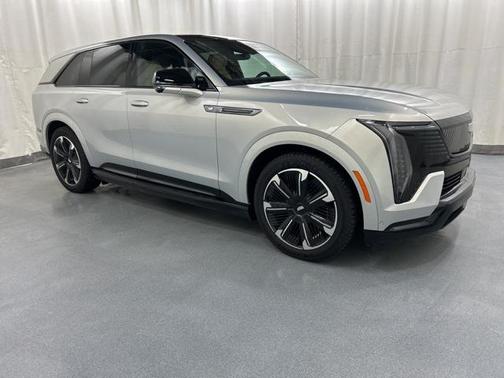 2025 Cadillac Escalade IQ Sport 2