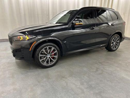 Black Sapphire Metallic 2025 BMW X5 xDrive40i