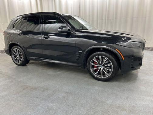 Black Sapphire Metallic 2025 BMW X5 xDrive40i