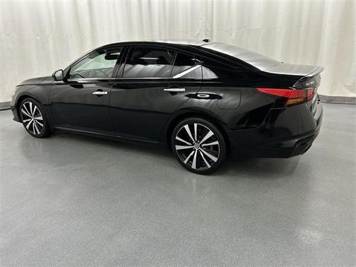 2019 Nissan Altima 2.5 Platinum