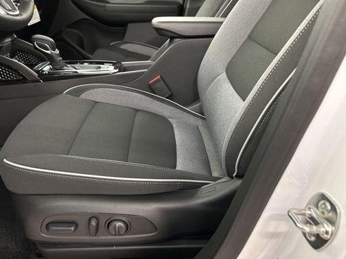 Summit White 2026 Chevrolet Trailblazer LT