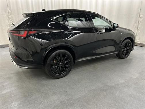 2024 Lexus NX 450h+ F SPORT Handling