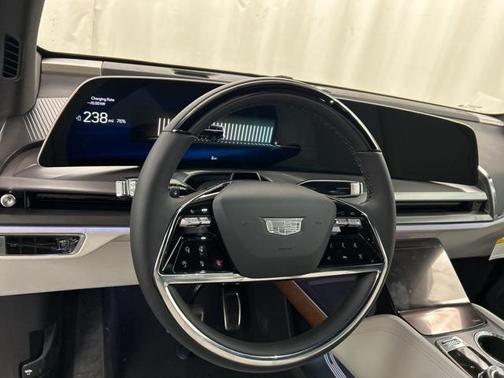 2026 Cadillac VISTIQ Sport