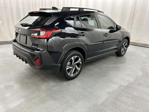 Crystal Black Silica 2024 Subaru Crosstrek Premium