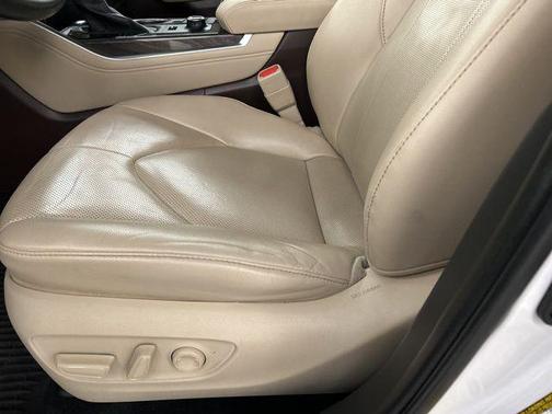 Wind Chill Pearl 2022 Toyota Highlander Limited